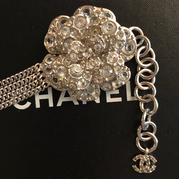 Authentic Chanel belt crystal rhinestone flower - Picture 7 of 13
